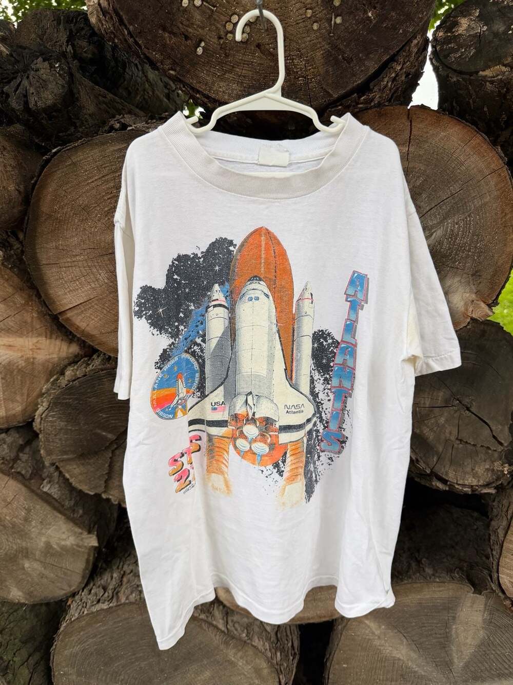 Vintage NASA Space Shuttle Atlantis STS-27 T-Shirt